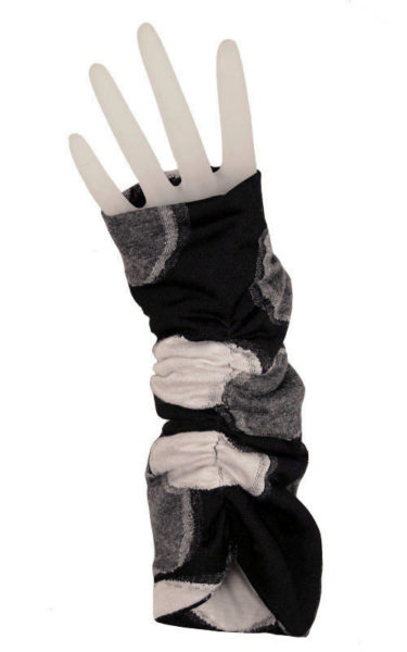 Ruched Fingerless Gloves in Puddle